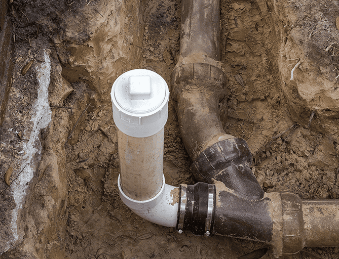 How to clear a main sewer line clog
